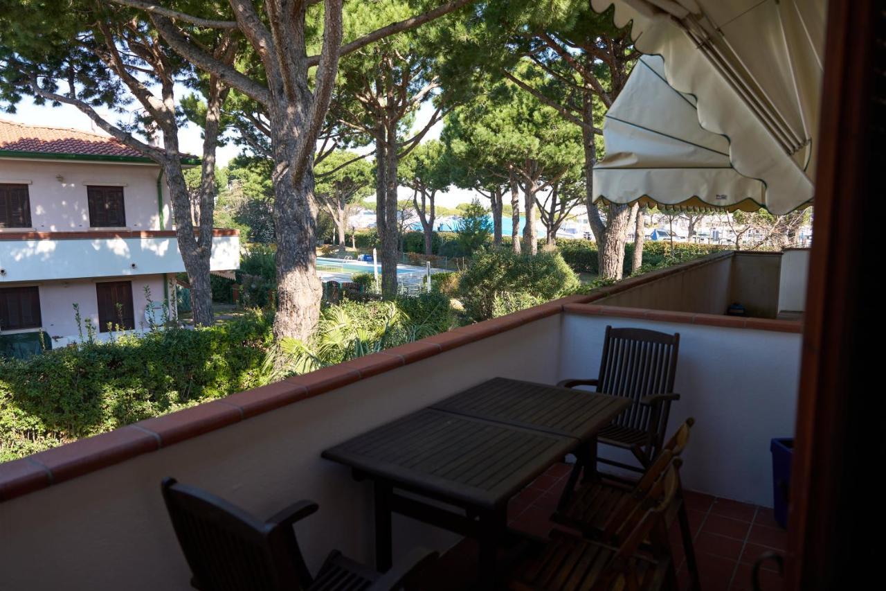 Appartamento Al Porticciolo-Residence Con Piscina-Cavallino Treporti Luaran gambar
