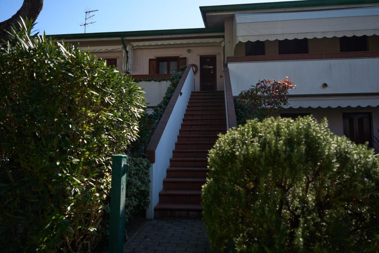 Appartamento Al Porticciolo-Residence Con Piscina-Cavallino Treporti Luaran gambar